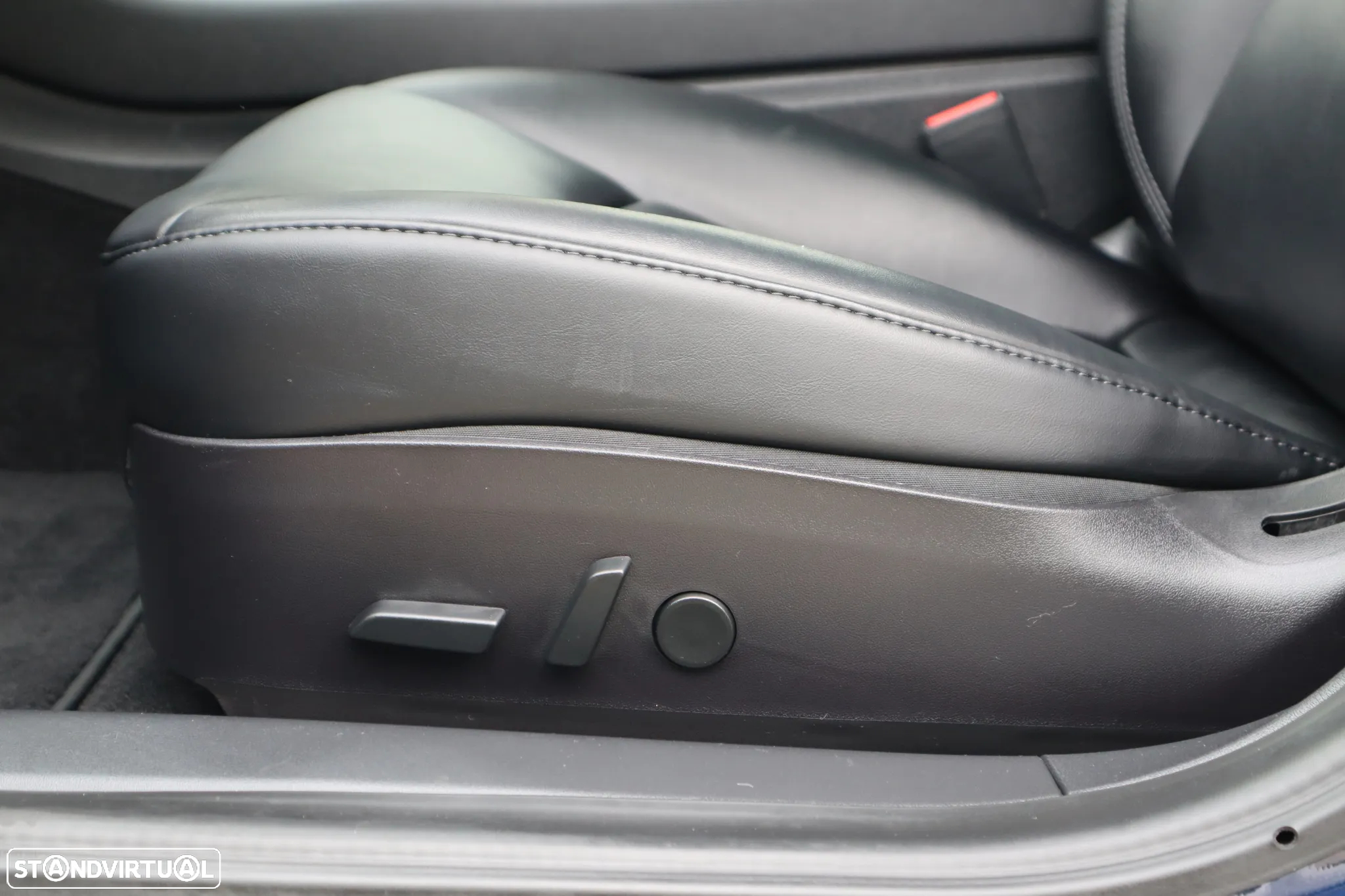Tesla Model 3 Long-Range RWD - 14