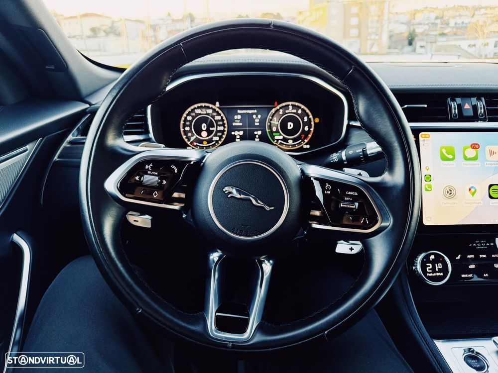 Jaguar F-Pace - 25