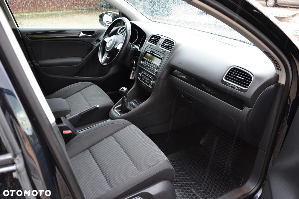 Volkswagen Golf VI 1.4 Comfortline - 28