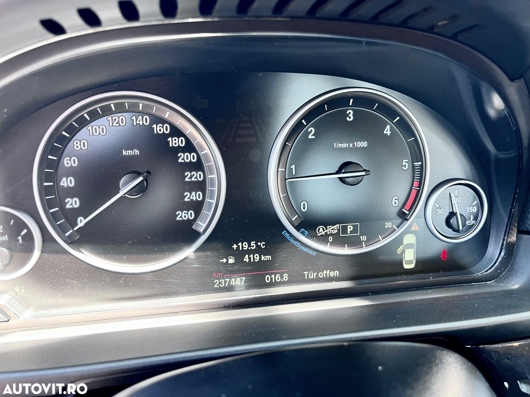 BMW Seria 5 520d Aut. Sport Line - 25