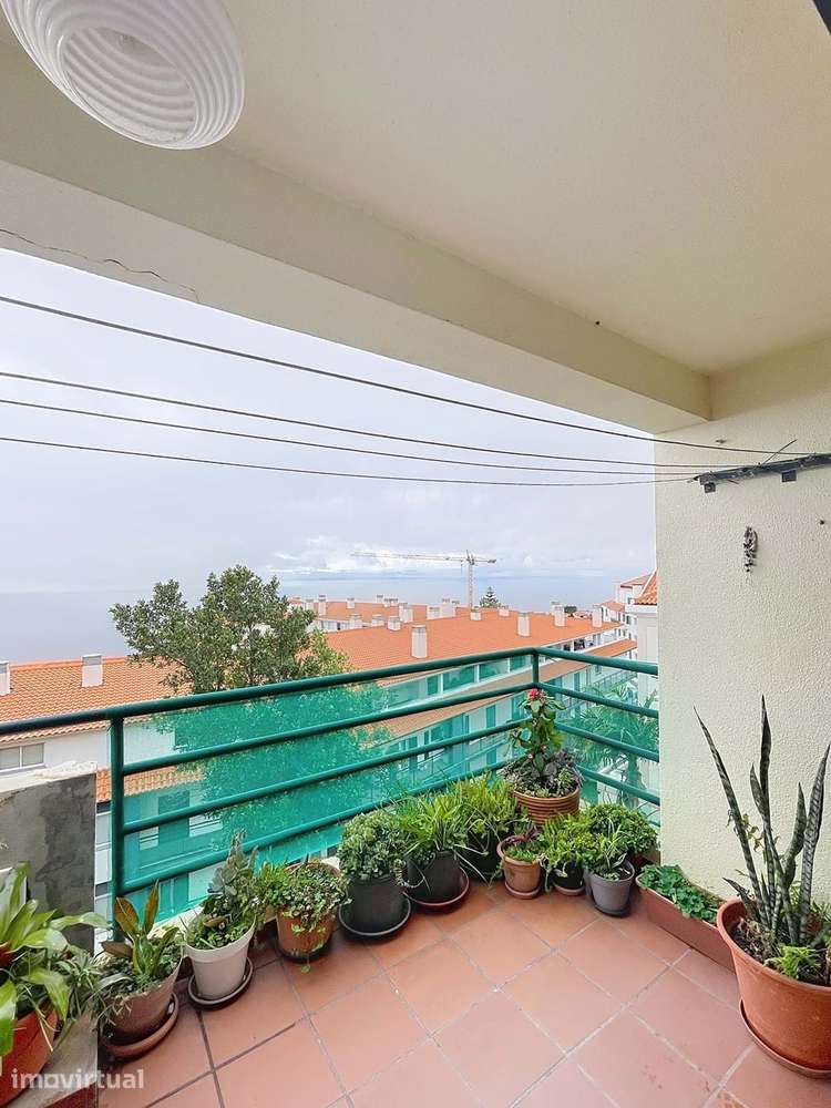 Vende-se apartamento com 2 quartos  no Garajau - Grande imagem: 2/15