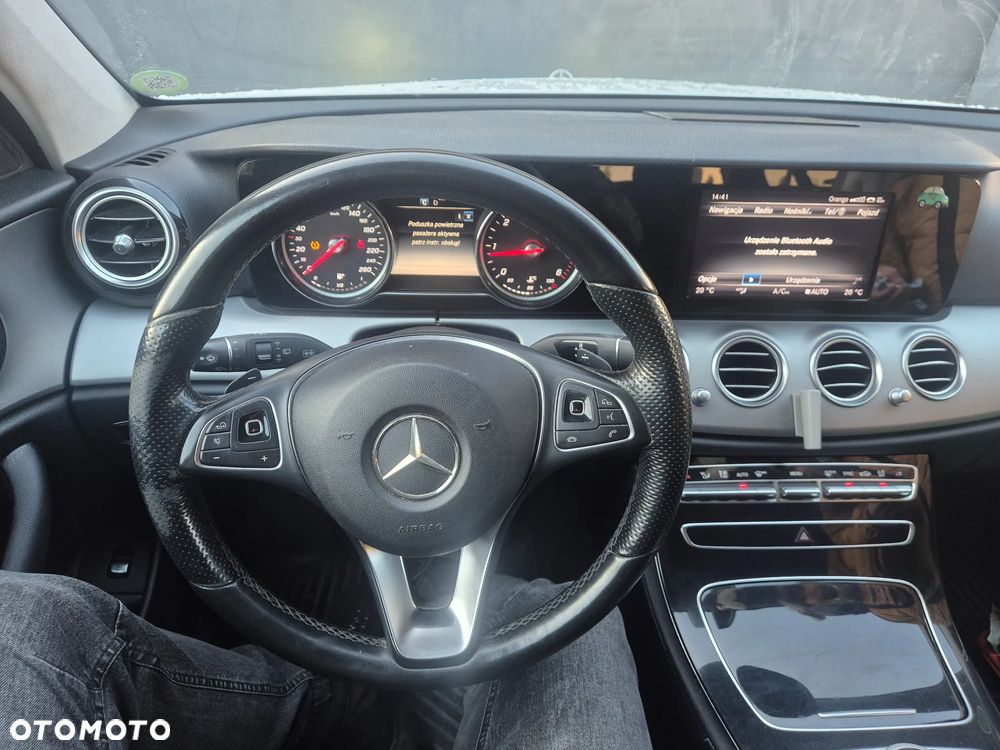 Mercedes-Benz Klasa E - 7