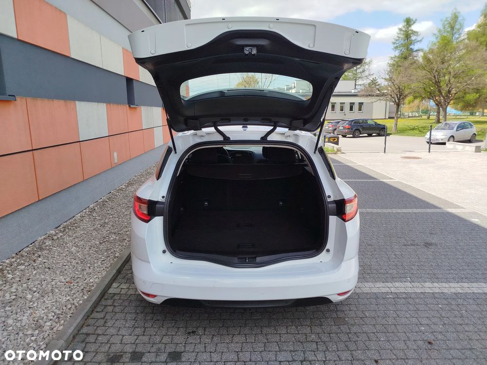 Renault Megane ENERGY TCe 130 INTENS - 25