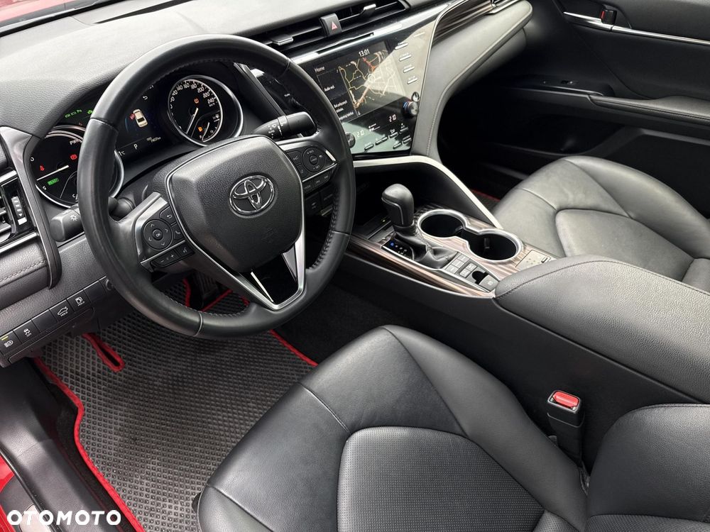 Toyota Camry - 9