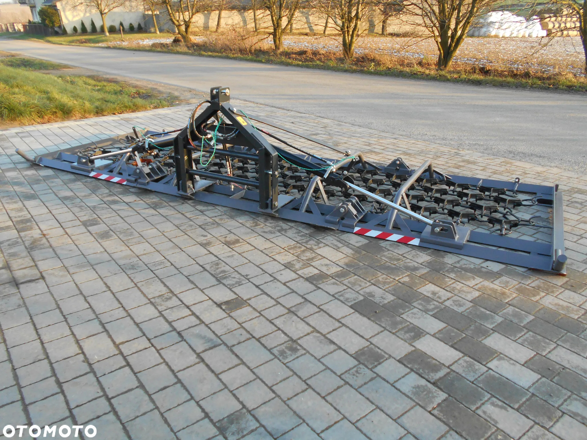 HYDRAULICZNA włóka polowo-łąkowa brona/agregat 2-siłowniki - ślizgi - 14