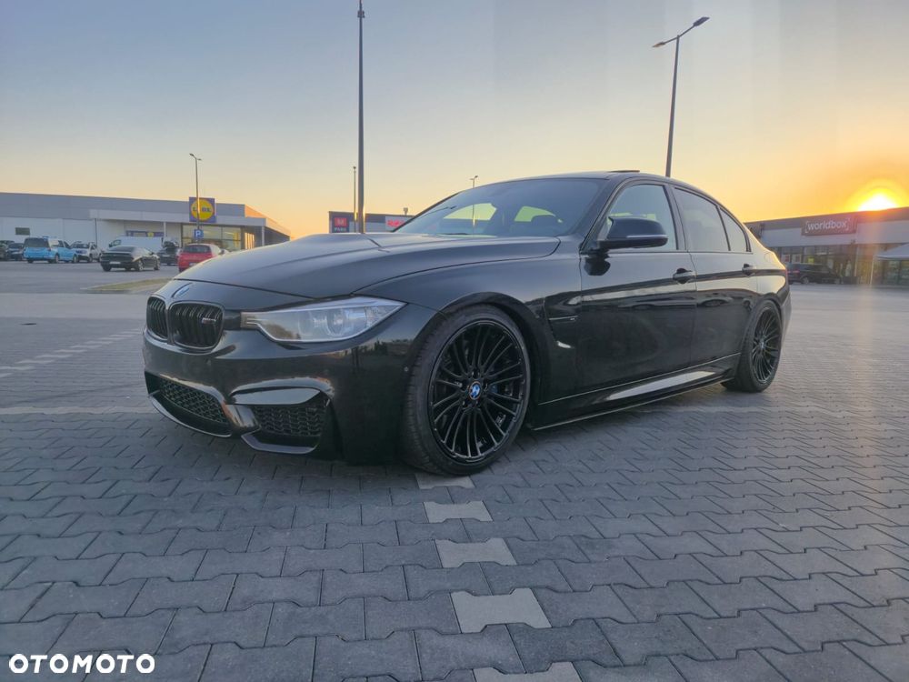 BMW Seria 3 335i xDrive Edition Sport - 18