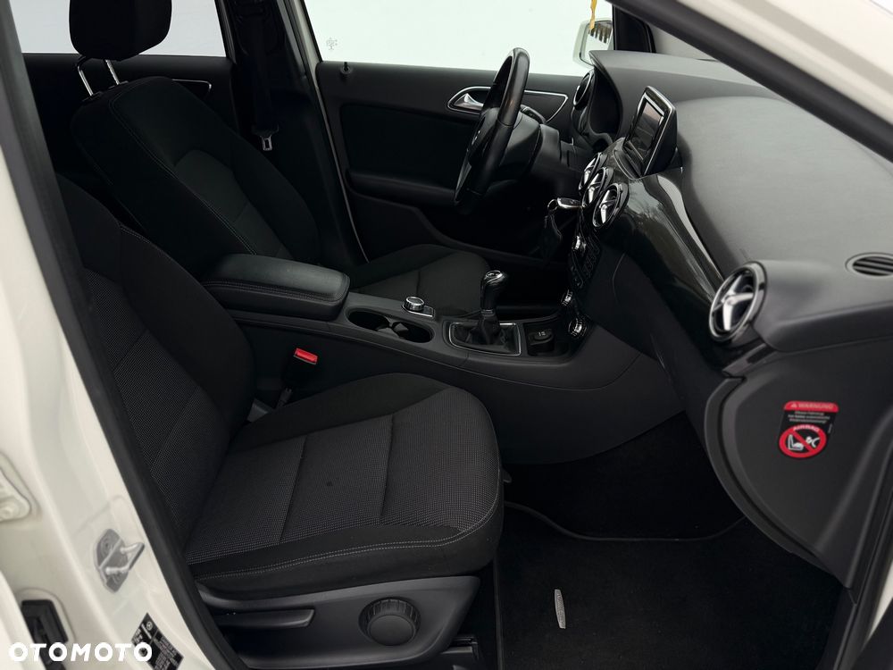 Mercedes-Benz Klasa B - 21