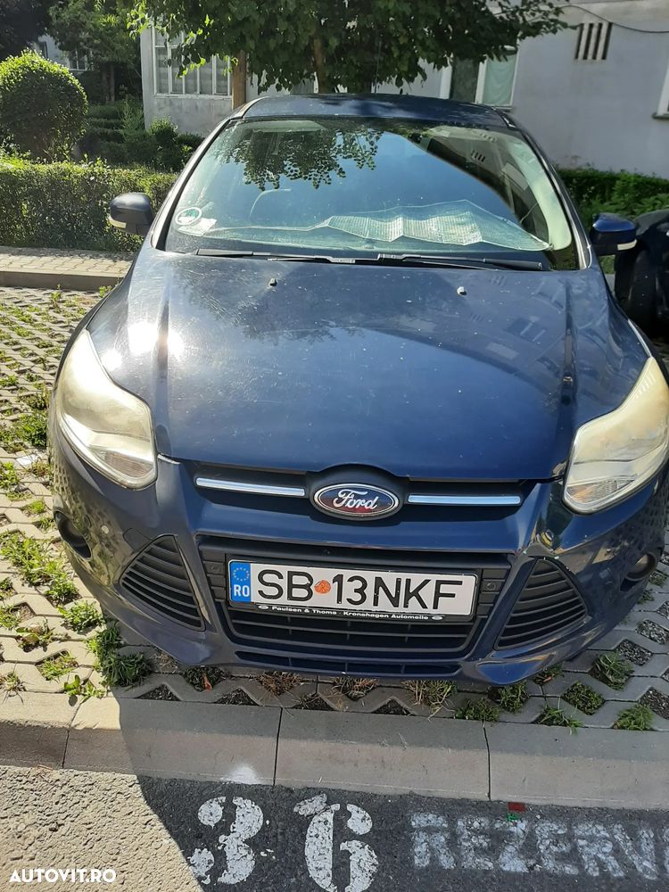 Ford Focus - 8