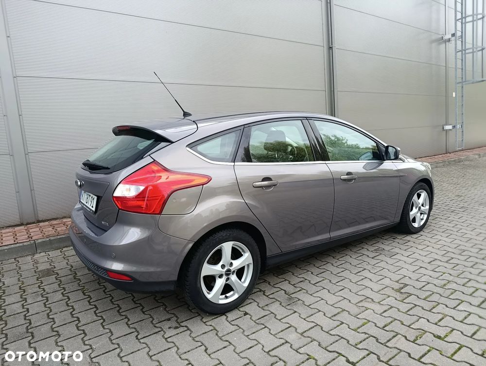 Ford Focus 1.0 EcoBoost STart-Stopp-System TITANIUM - 10