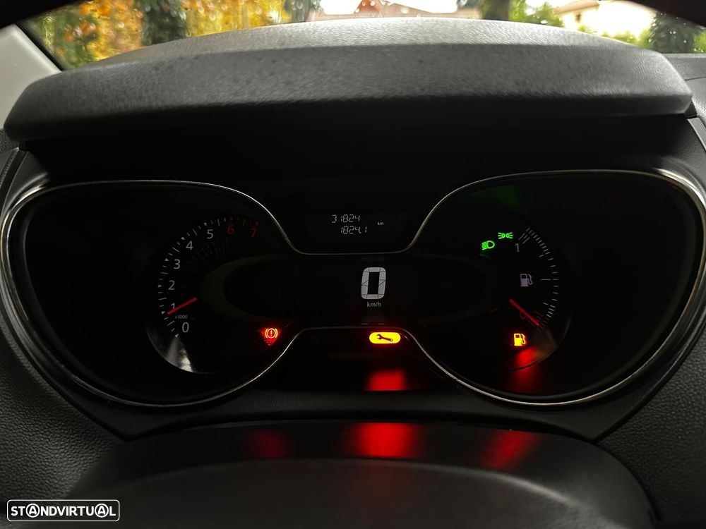 Renault Captur TCe 100 INTENS - 14