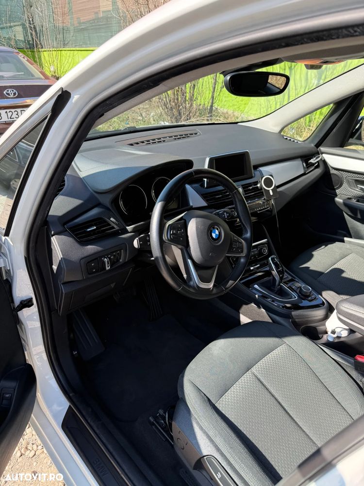 BMW Seria 2 218i Aut. Advantage - 1