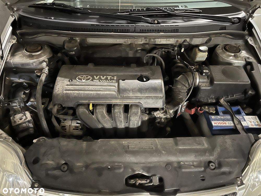 Toyota Corolla 1.6 VVT-i Sol (air6) - 18