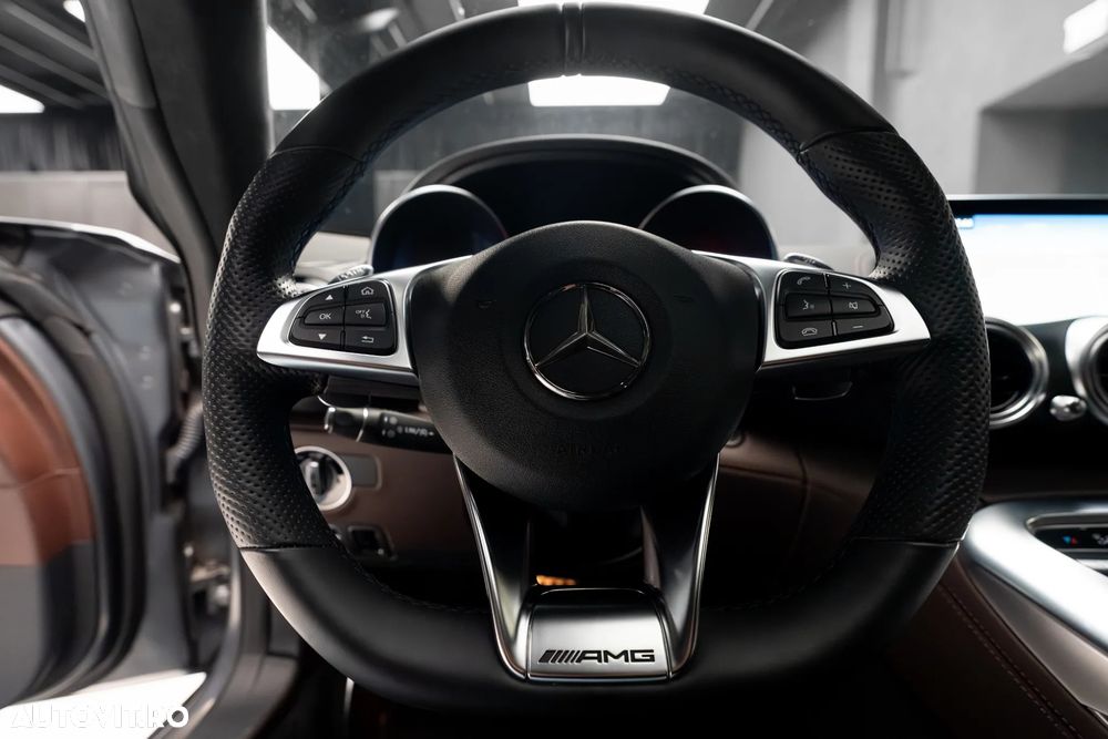 Mercedes-Benz AMG GT - 17