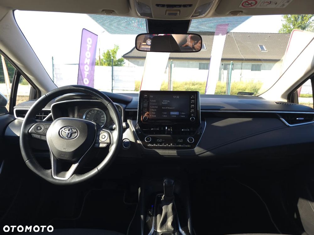 Toyota Corolla 1.8 Hybrid Comfort - 34
