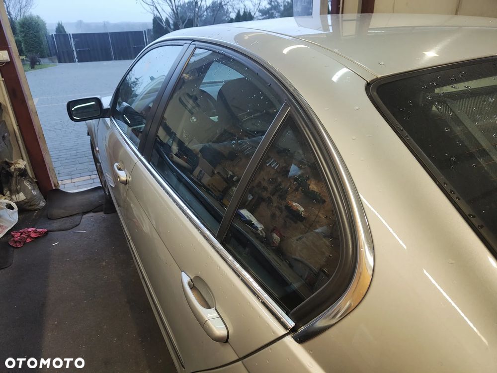 BMW E46 sedan listwy karoseryjne zgarniające chrom komplet - 3