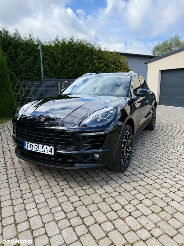 Porsche Macan - 1