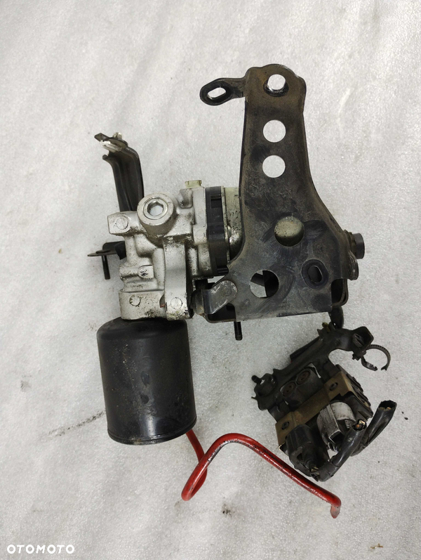 Silniczek Pompy ABS Wspomaganie Lexus RX 450h III