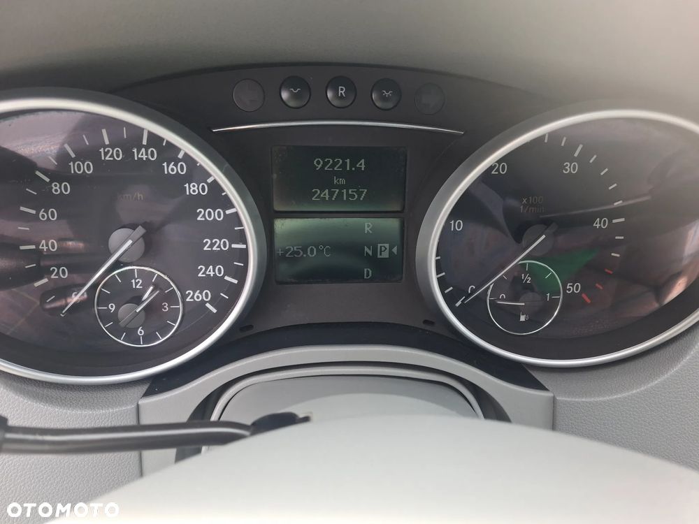Mercedes-Benz ML 320 CDI 4Matic 7G-TRONIC - 39