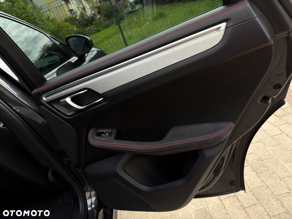 Porsche Macan GTS PDK - 30