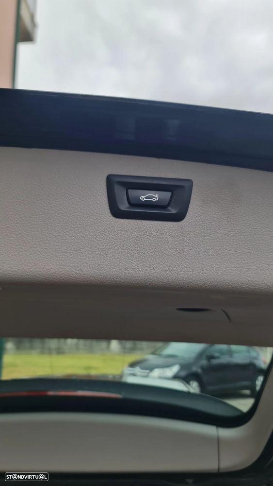 BMW 318 Gran Turismo d Sport Line - 10