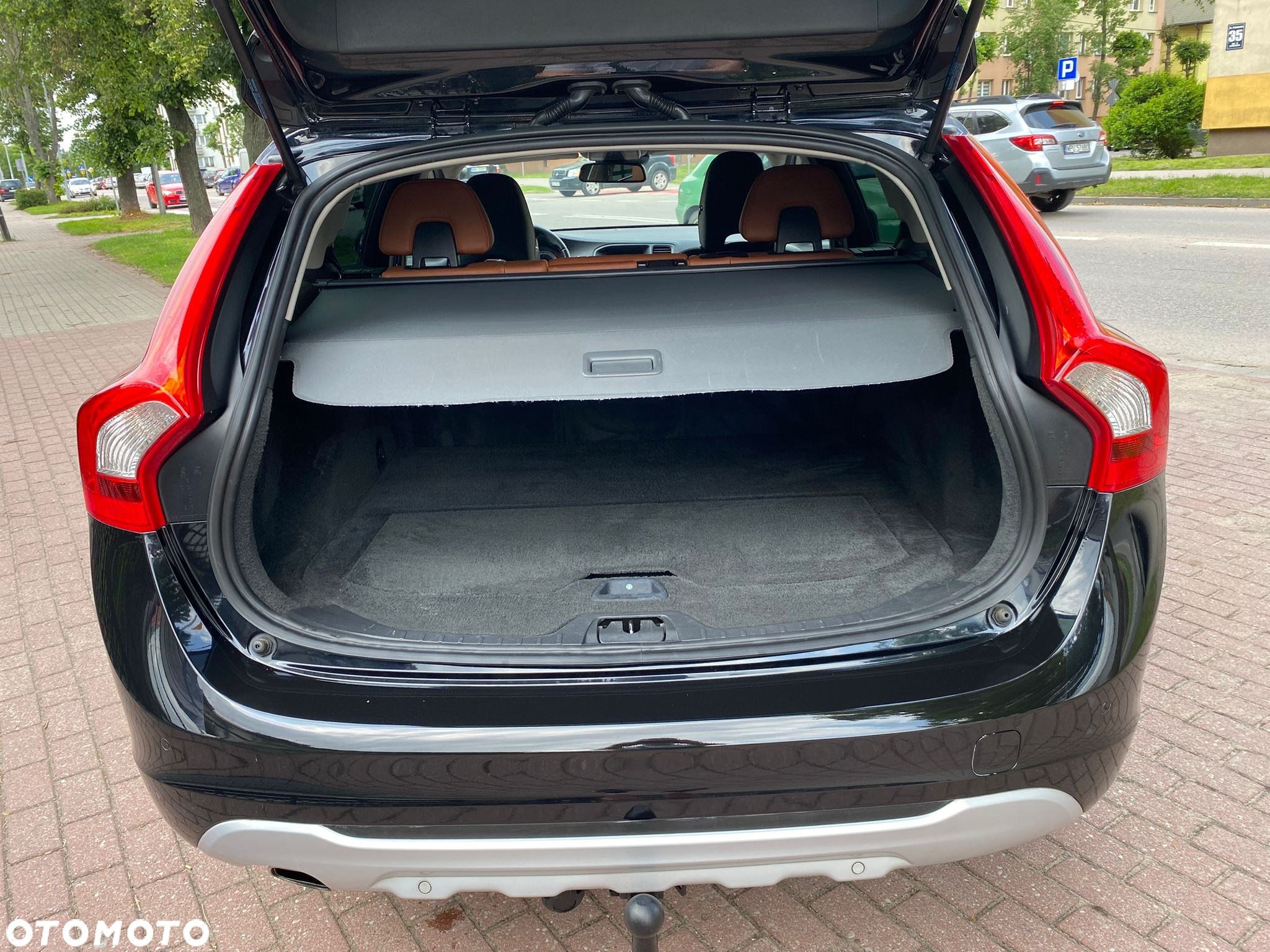Volvo V60 D2 Summum - 35