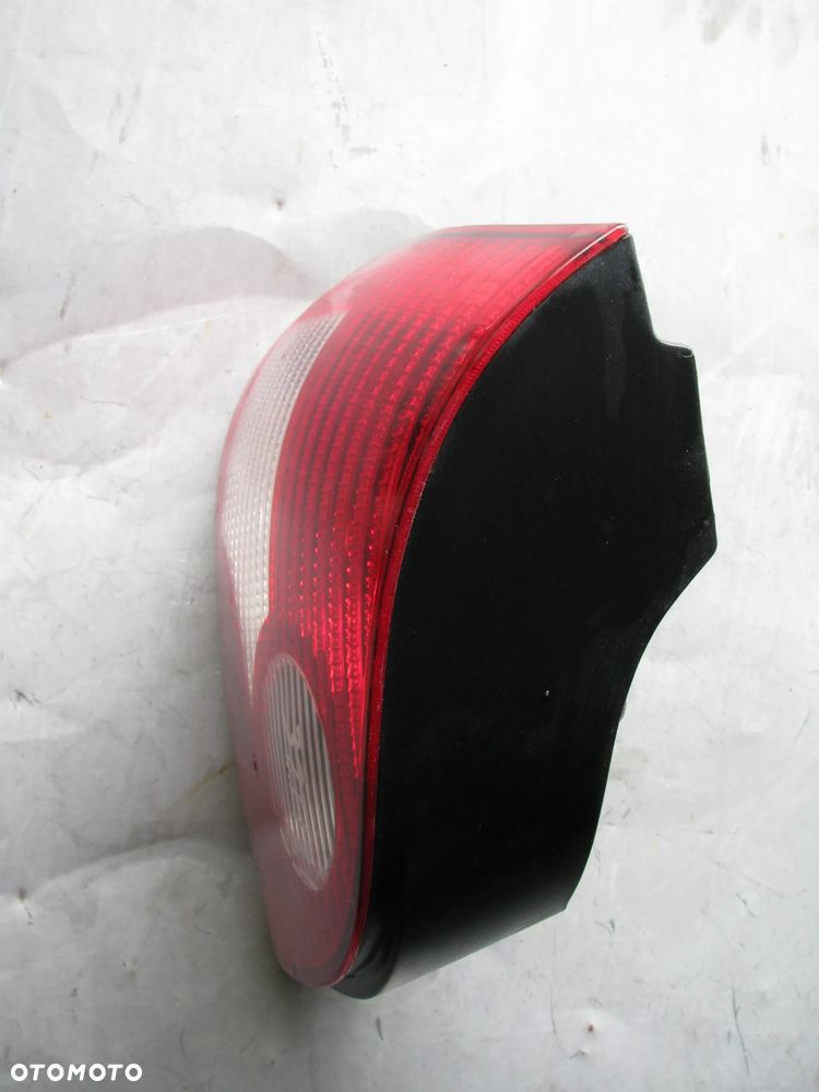 LAMPA LEWY TYŁ VW POLO IV 6Q6945257A - 5