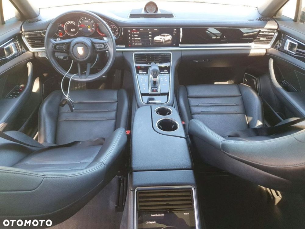 Porsche Panamera - 7