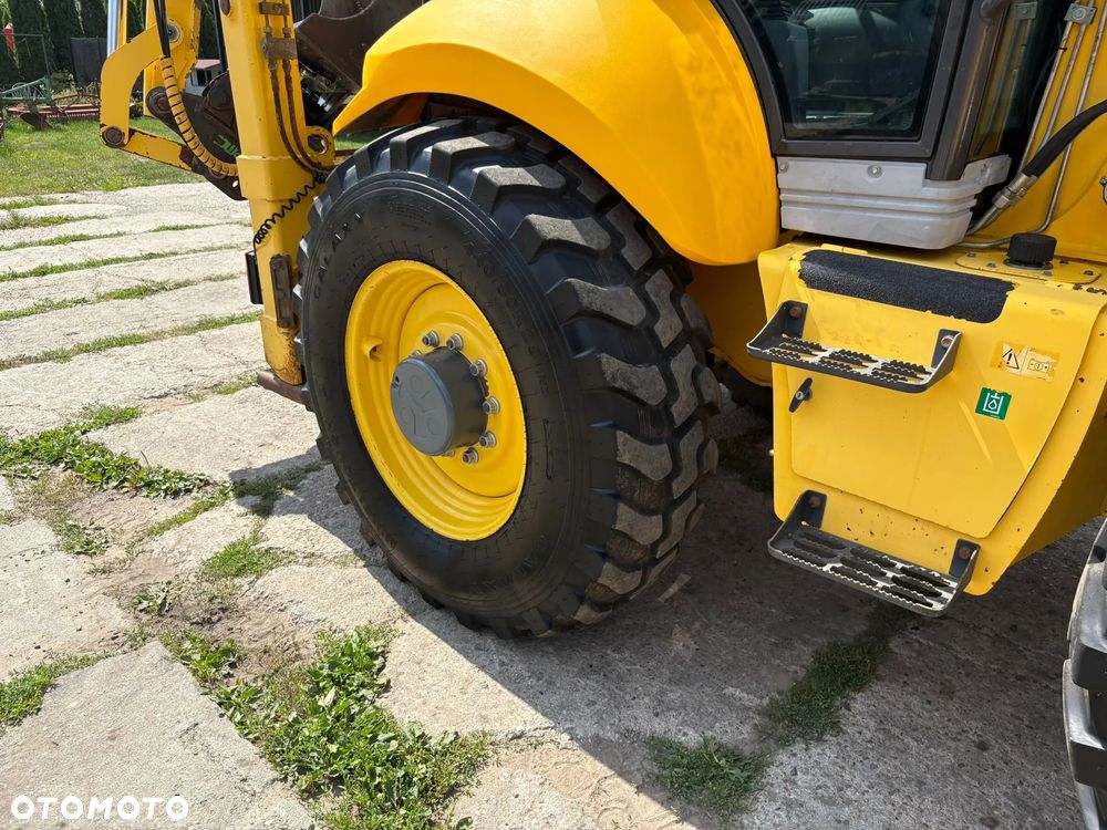 New Holland B115C - 17