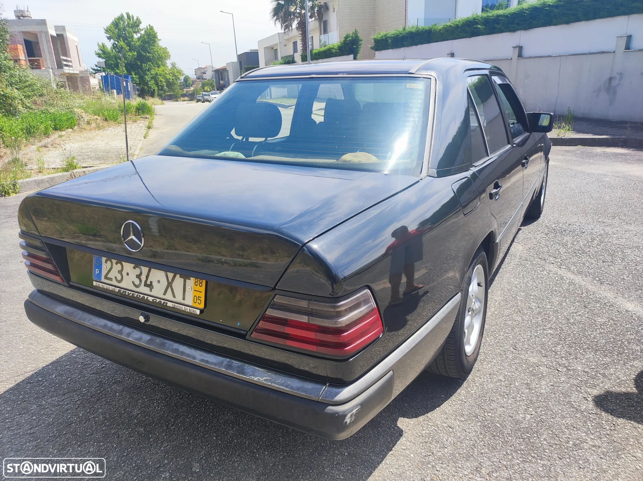 Mercedes-Benz 250 D - 3