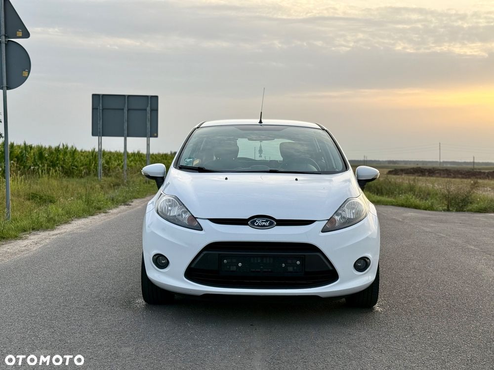 Ford Fiesta 1.25 Champions Edition - 11