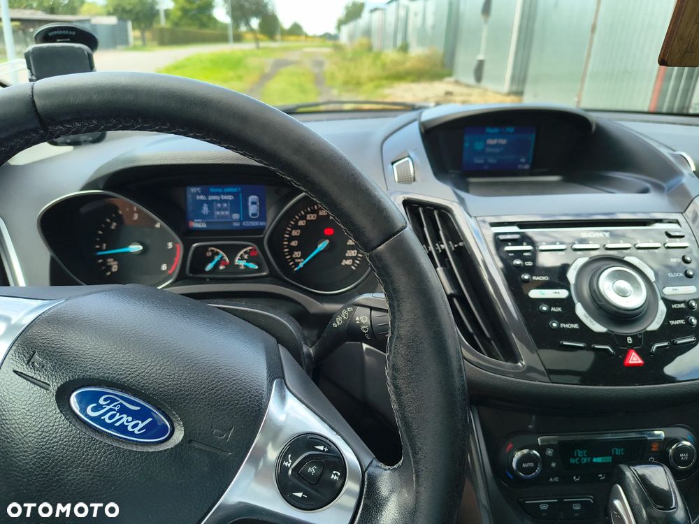 Ford Kuga - 19