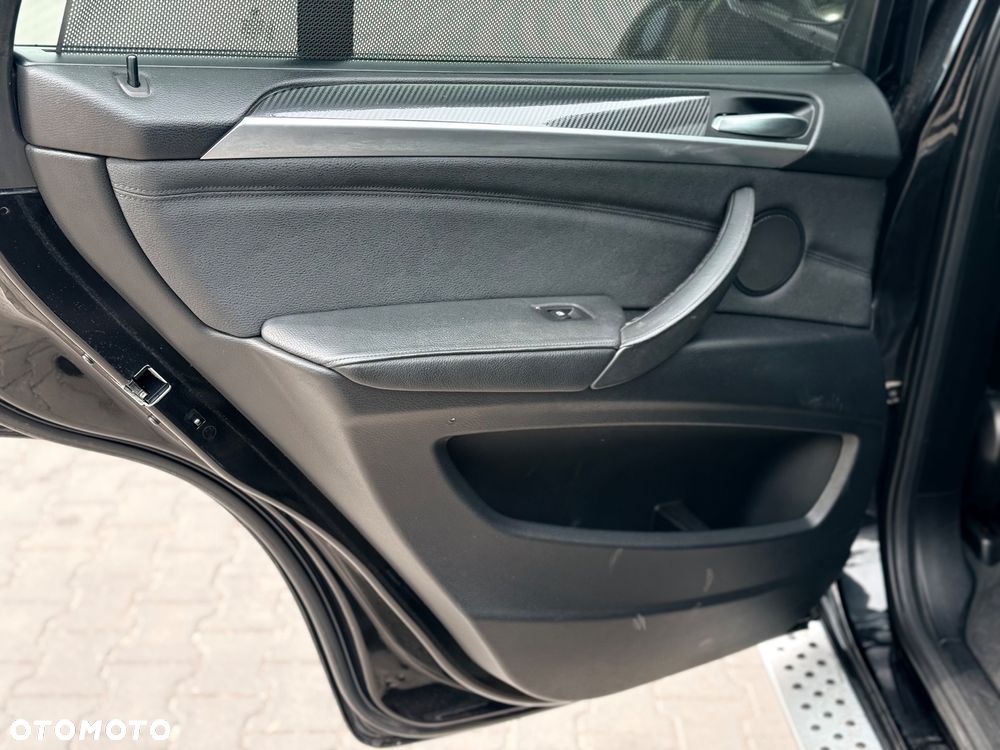 BMW X5 xDrive35d - 22