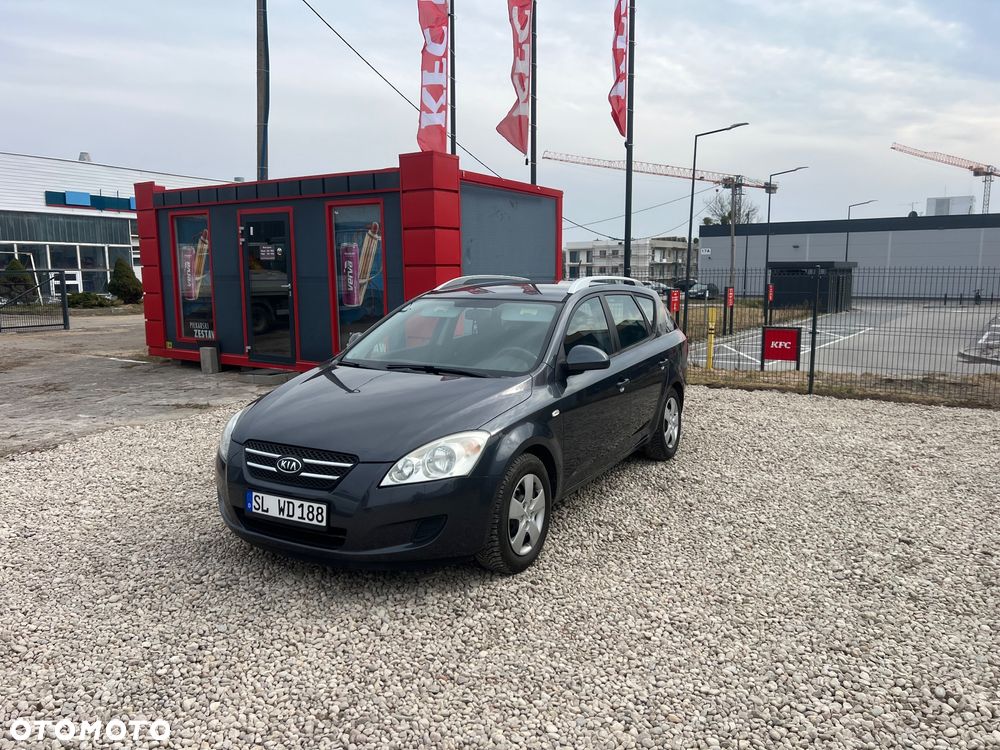 Kia Ceed 1.6 CRDi EX - 1