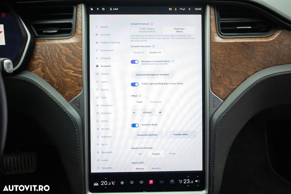 Tesla Model S - 20