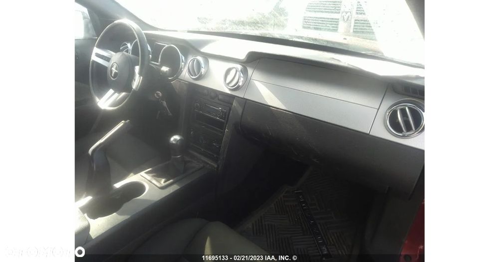 Ford Mustang 4.0 V6 - 24