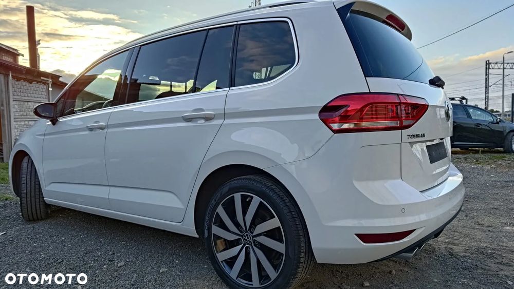 Volkswagen Touran 2.0 TDI BMT Highline DSG - 8