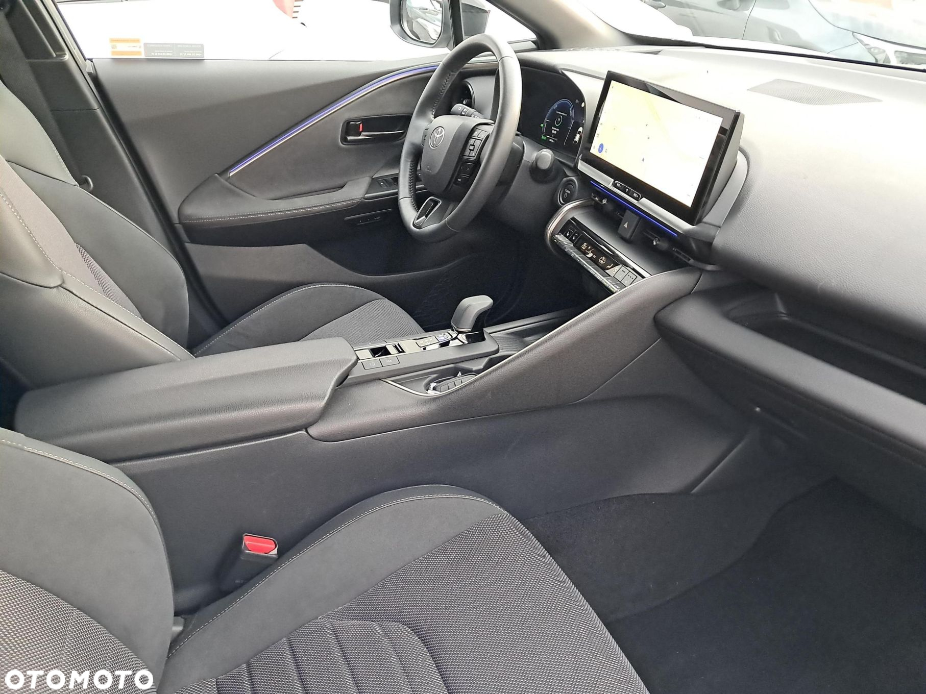 Toyota C-HR - 9