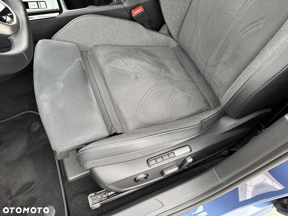 Volkswagen Golf - 15