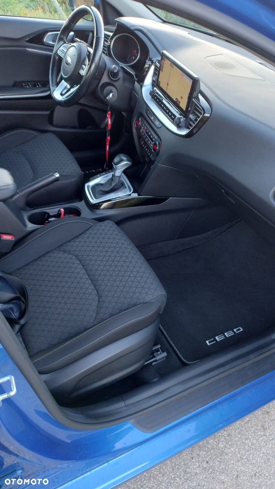 Kia Ceed SW 1.6 CRDi DCT Platinum Edition - 37