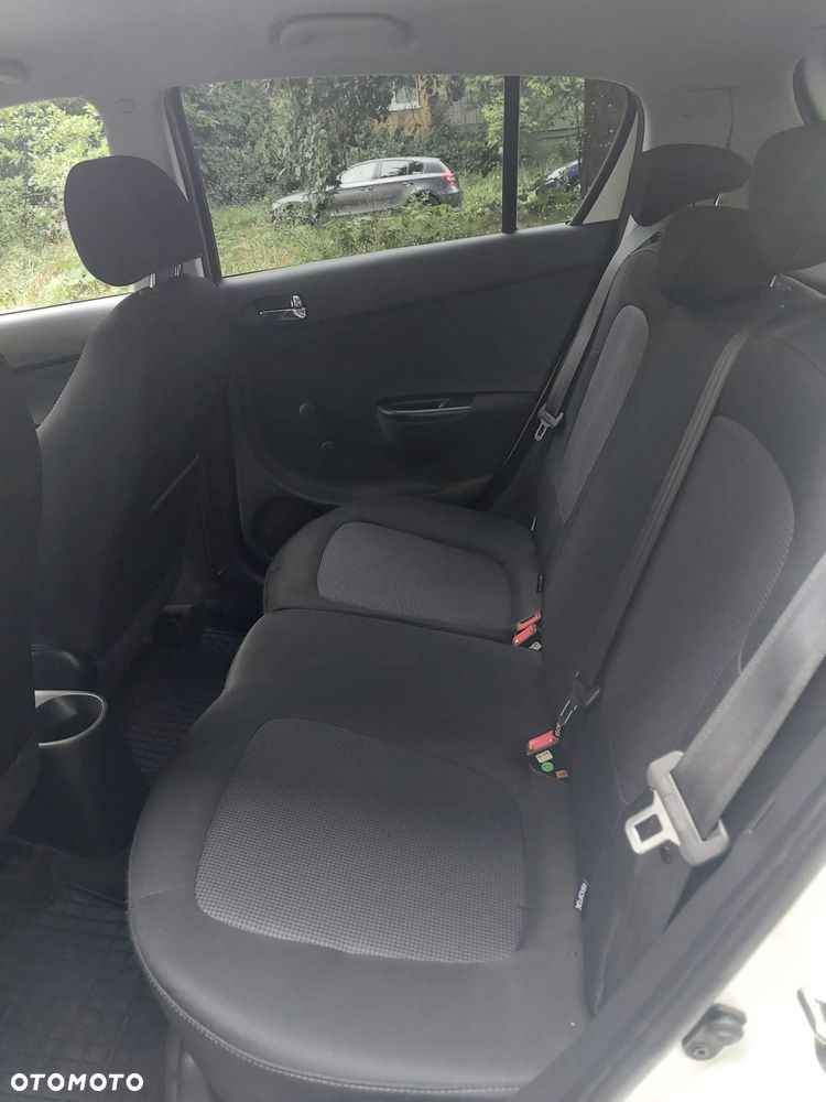 Hyundai i20 - 7