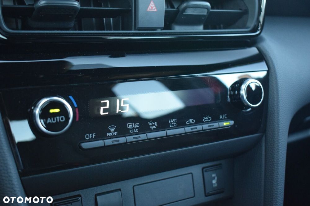 Toyota Yaris Cross Hybrid 1.5 Style - 17
