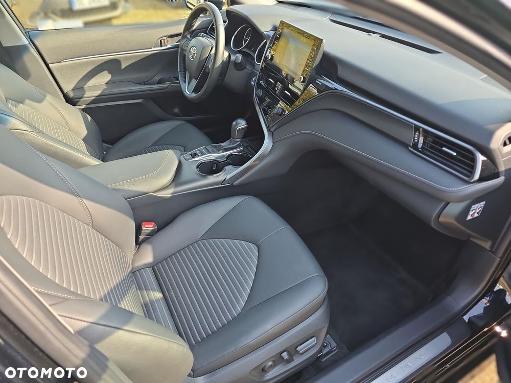 Toyota Camry 2.5 Hybrid Prestige CVT - 8