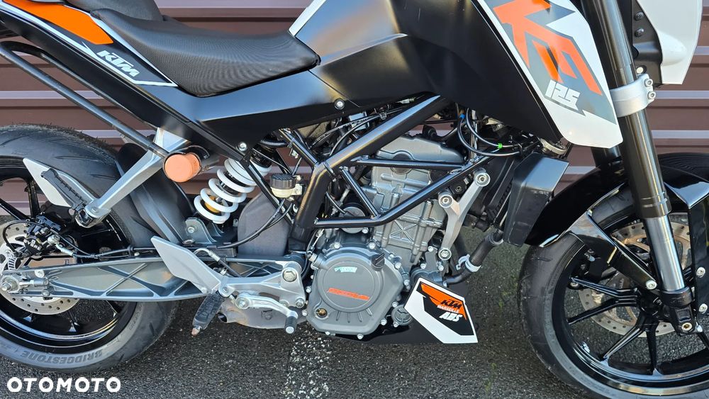 KTM Duke - 13