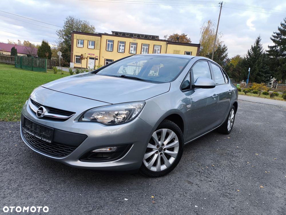 Opel Astra 1.4 Turbo Active - 1
