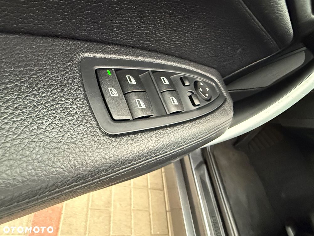 BMW Seria 1 120d xDrive - 21