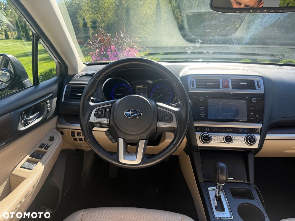 Subaru Outback 2.5i Exclusive - 15