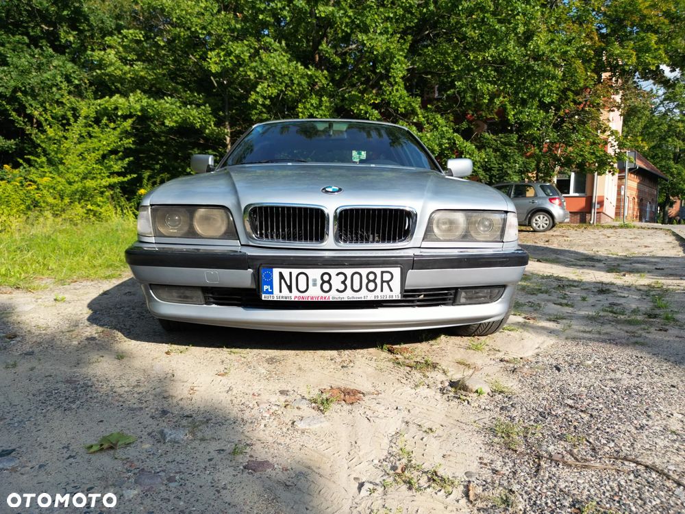 BMW Seria 7 730i V8 - 7