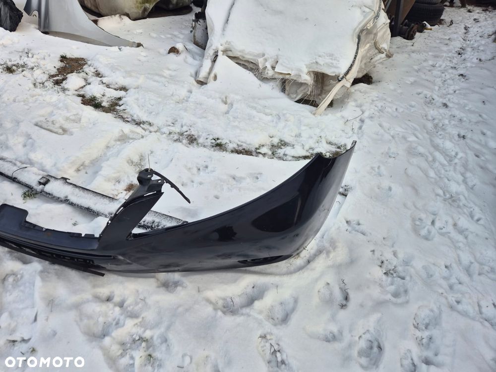 Zderzak przód Lexus RX450h 09-11r. - 8