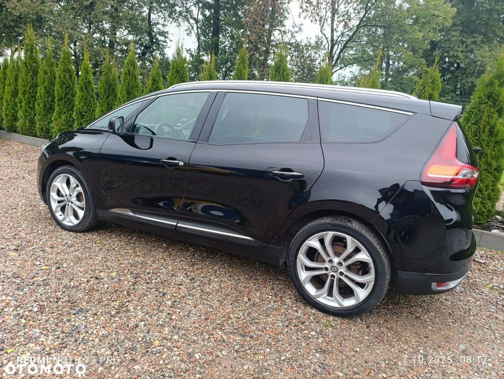 Renault Grand Scenic - 29
