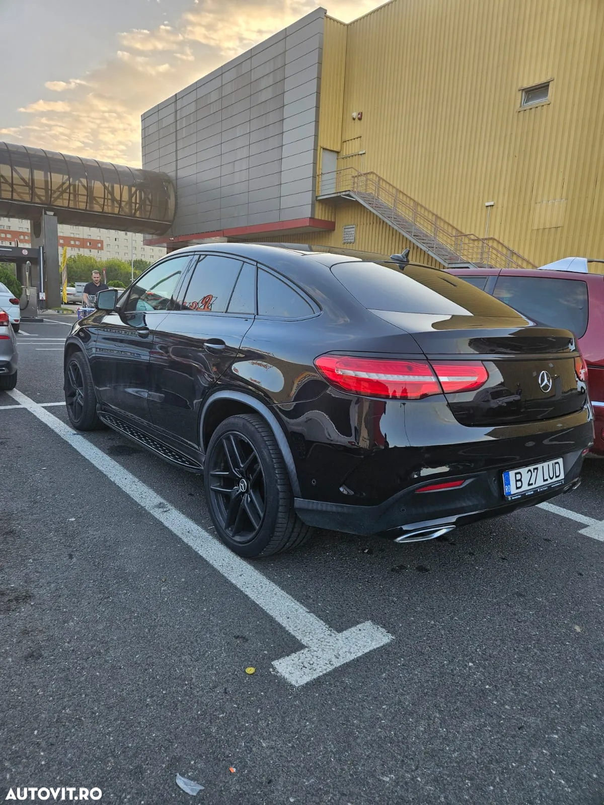 Mercedes-Benz GLE 350 d 4MATIC - 3
